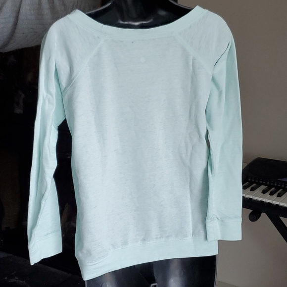 Top - Picture 2 of 2